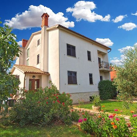 Apartments Nera Фажана Экстерьер фото